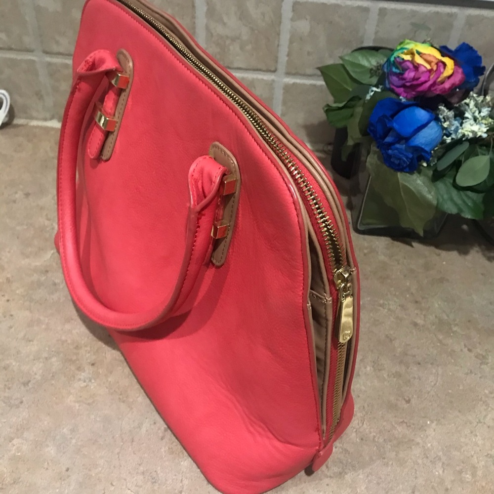 C woman bag beautiful color